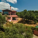 Villa Silva, Garden & Sea View, 3 Bedroom -10 Min Drive From Center Chania (Crete)