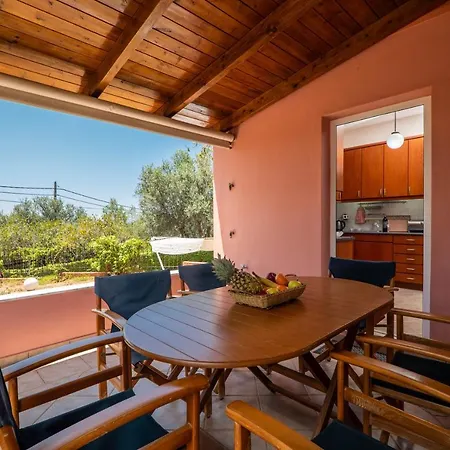 Silva, Garden & Sea View, 3 Bedroom -10 Min Drive From Center