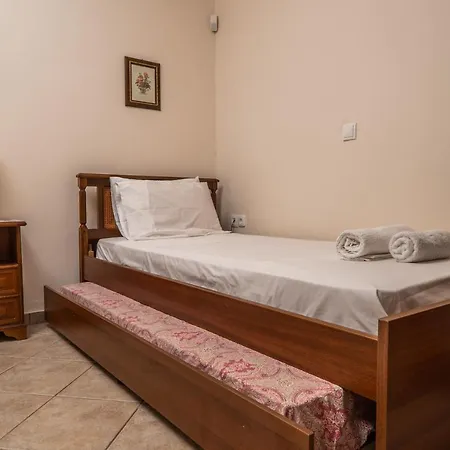 Vila Silva, Garden & Sea View, 3 Bedroom -10 Min Drive From Center *