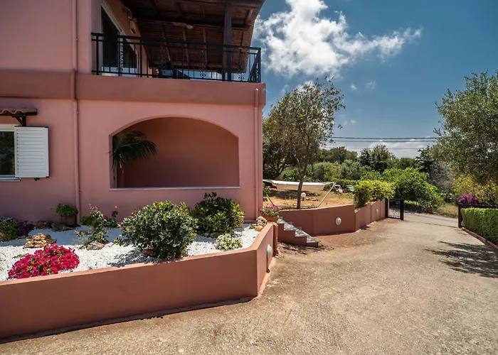 Silva, Garden & Sea View, 3 Bedroom -10 Min Drive From Center 别墅 *