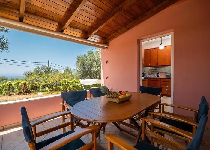 Silva, Garden & Sea View, 3 Bedroom -10 Min Drive From Center