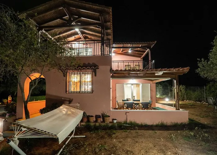 Silva, Garden & Sea View, 3 Bedroom -10 Min Drive From Center 别墅 干尼亞