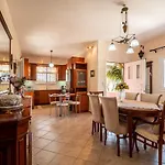 Вілла Silva, Garden & Sea View, 3 Bedroom -10 Min Drive From Center Ханья (Крит)