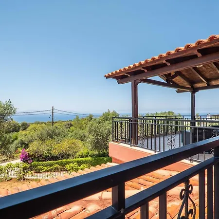 Silva, Garden & Sea View, 3 Bedroom -10 Min Drive From Center Villa